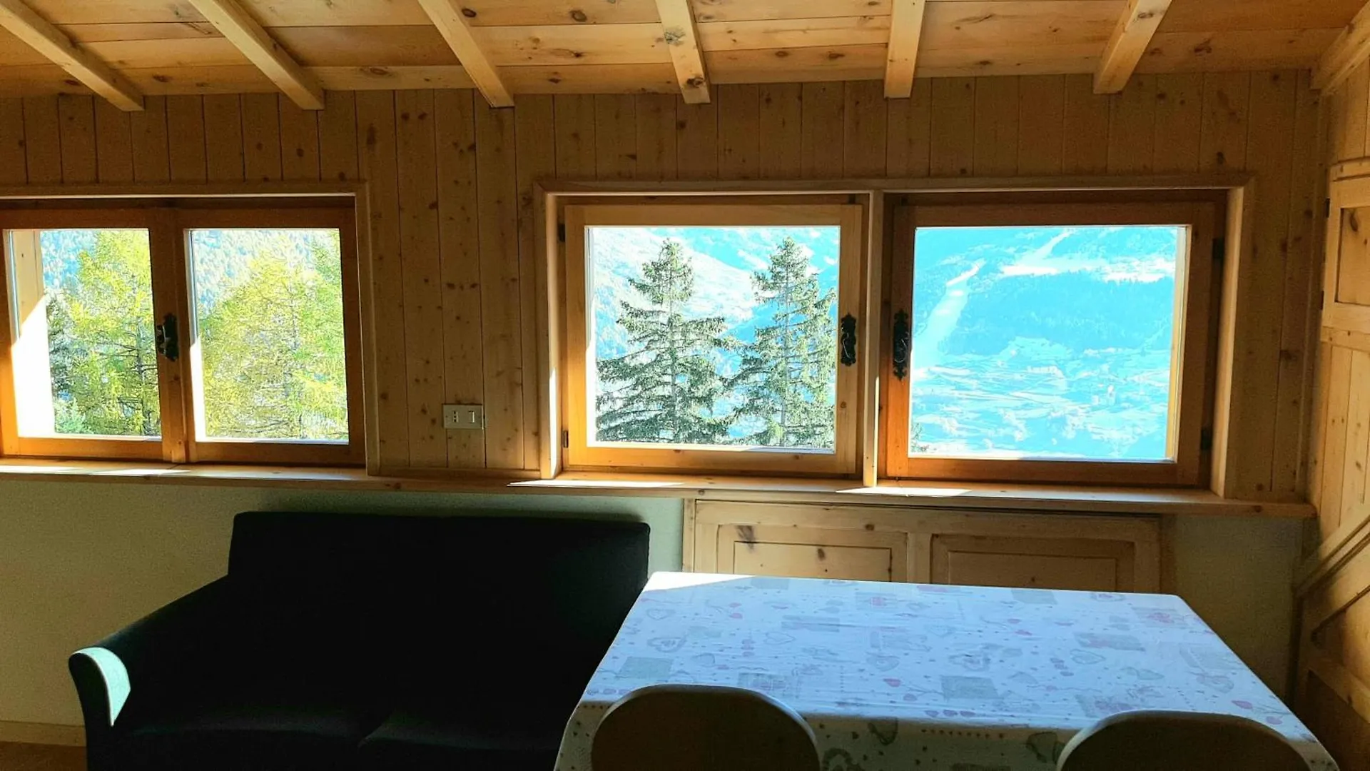 Residence Mirage Oga 3*,  Italy
