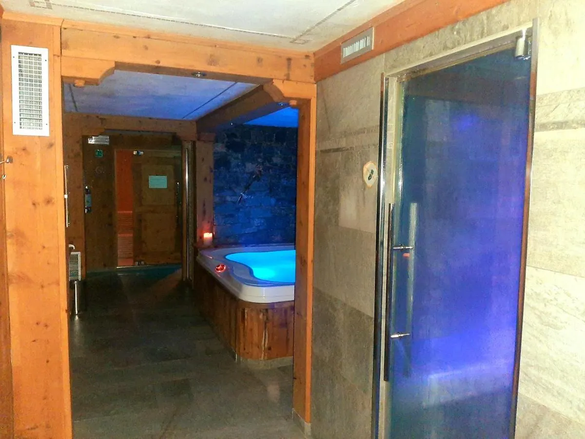 Aparthotel Residence Mirage Oga